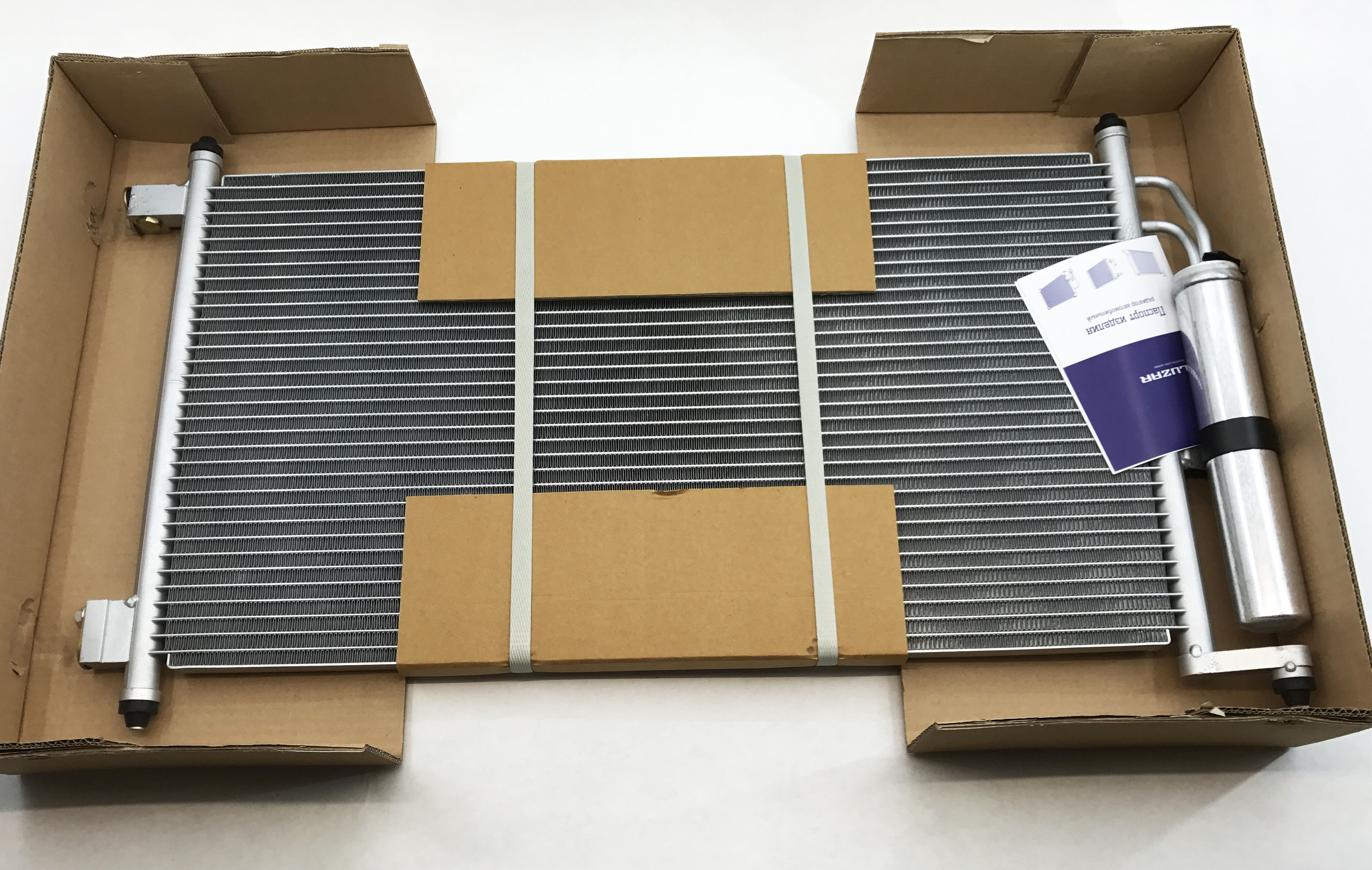 Радиатор кондиционера Ниссан Микра, Тиида и Ноут в наличии!